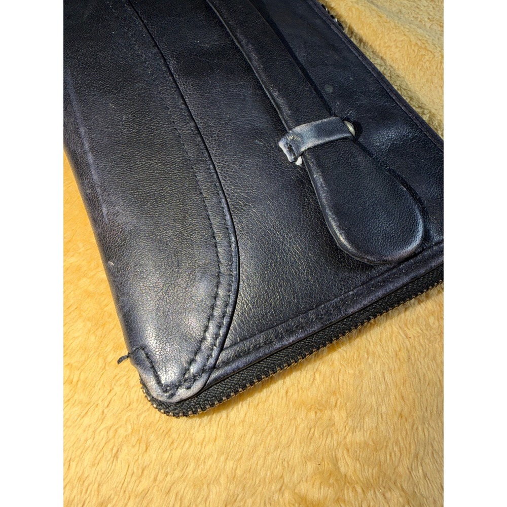 Free People We The Free Black Leather Zip Around Wallet Clutch Hand Strap - Picture 10 of 10